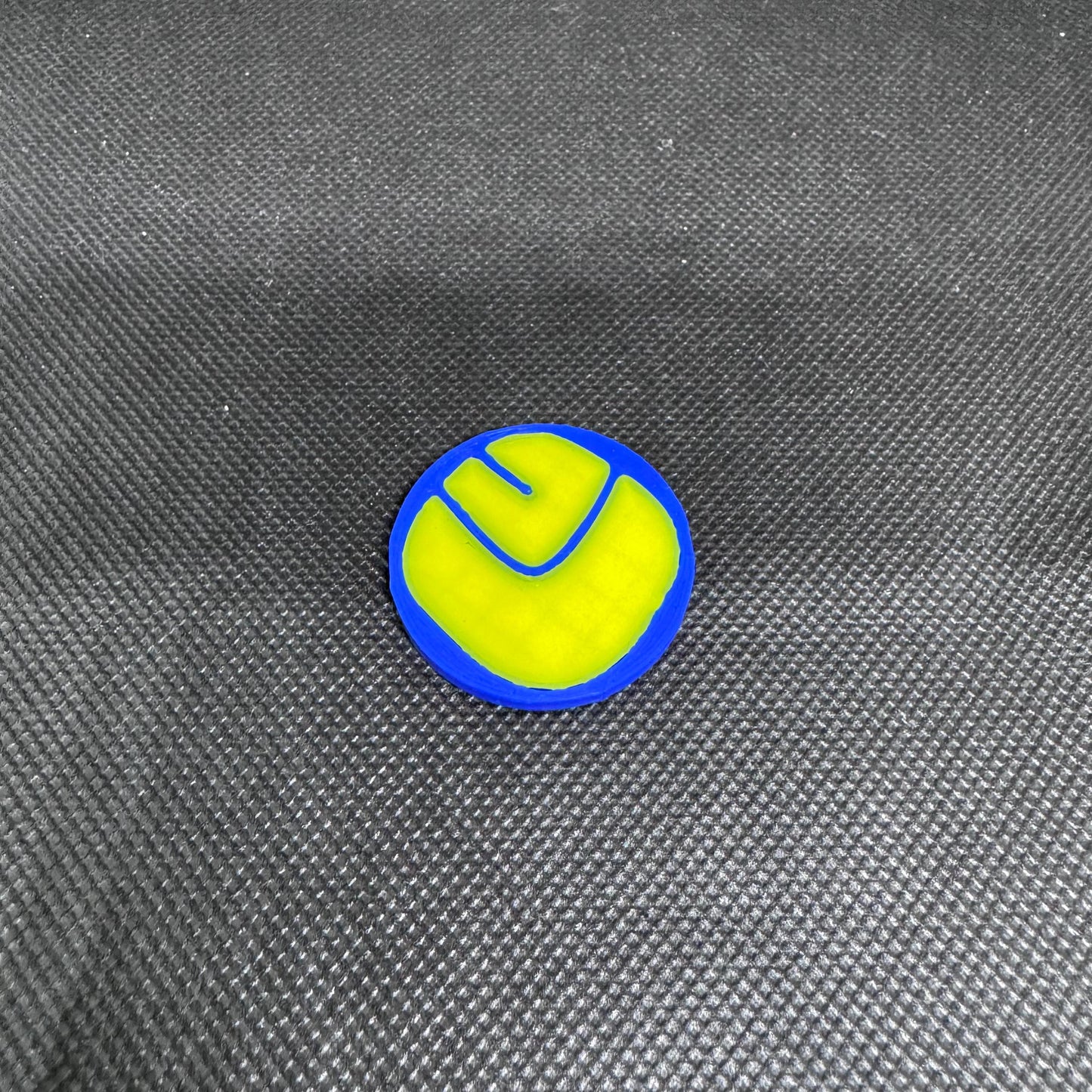 Smile leeds logo golf marker 3x